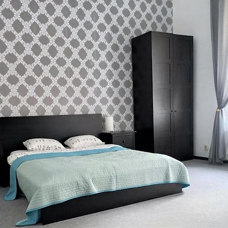 Neoapartments - Rynek Pod Gryfami Wrocław Extérieur photo